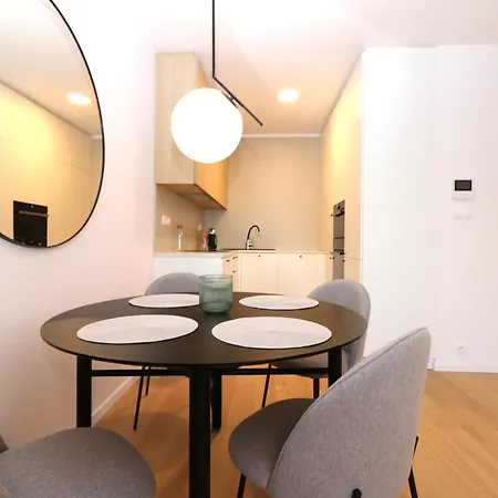 Klingerka - 1 Bedroom Modern Apartman *